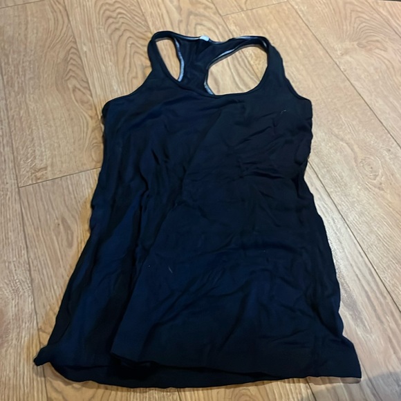Black tank top lululemon 6 - Picture 1 of 2